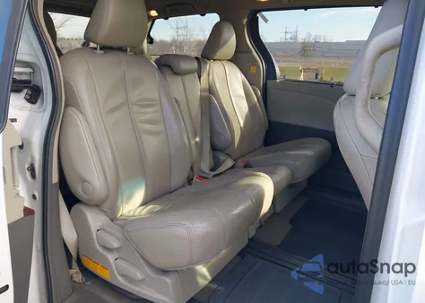 2012 Toyota Sienna Xle V6 8 Passenger from USA, damaged, VIN 5TDYK3DC3CS273535